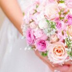 ウェディングドレス、ブーケ