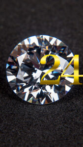 2022シウマ金運の待ち受けはダイヤモンドに数字の24を金色で