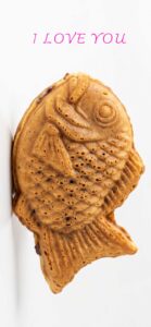 絶対に連絡が来る効果絶大な待ち受け画像、たいやき 有名な連絡が来る、音信不通な彼からでも連絡が来る、恋の願いがなんでも叶うたい焼きの待ち受け画像です。LINEの背景にしても、プロフィールのアイコン画像にしても使われています。 